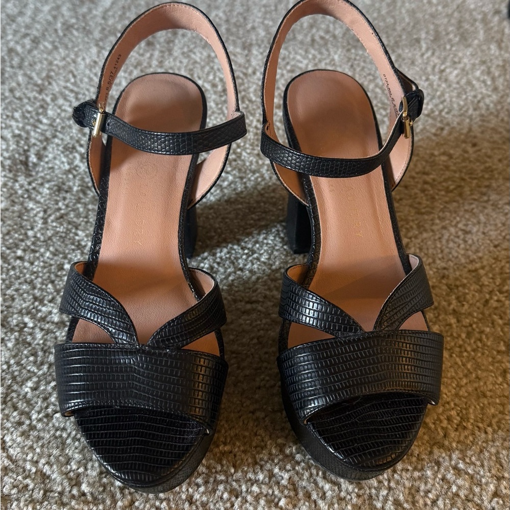 Elegant Black Strappy Sandals